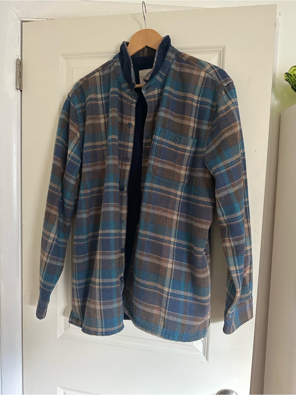 Weatherproof Blue and Brown Plaid Lightweight Shirt Jacket with Fleece Inside
